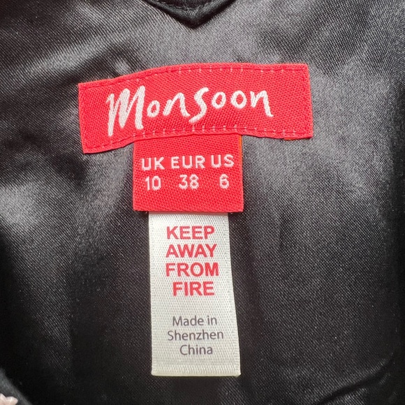 Monsoon Sleeveless V Neckline Dress Size US 6 - Picture 6 of 6